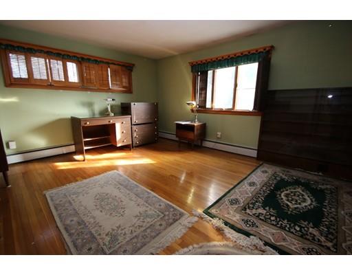 8 Douglas Road Saugus, MA 01906 - Photo 8 of 24 Gallery Image 8