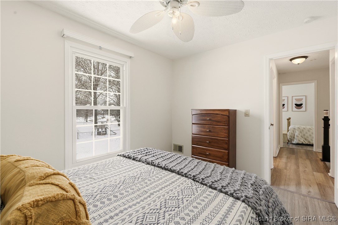 3001 Shoreline Turn Georgetown, IN 47122 - Photo 32 of 45