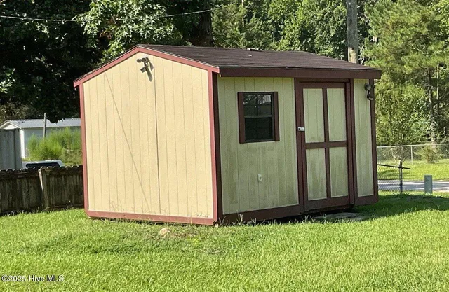 $775 | 141 Denise Drive, Jacksonville, NC 28540