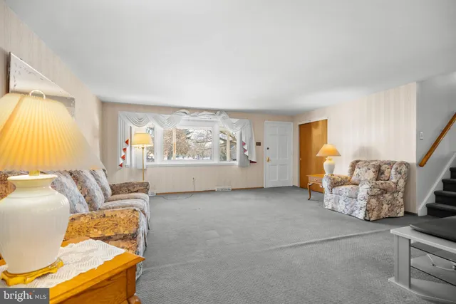 $650,000 | 16 Wilbur Road, Yardley, PA 19067