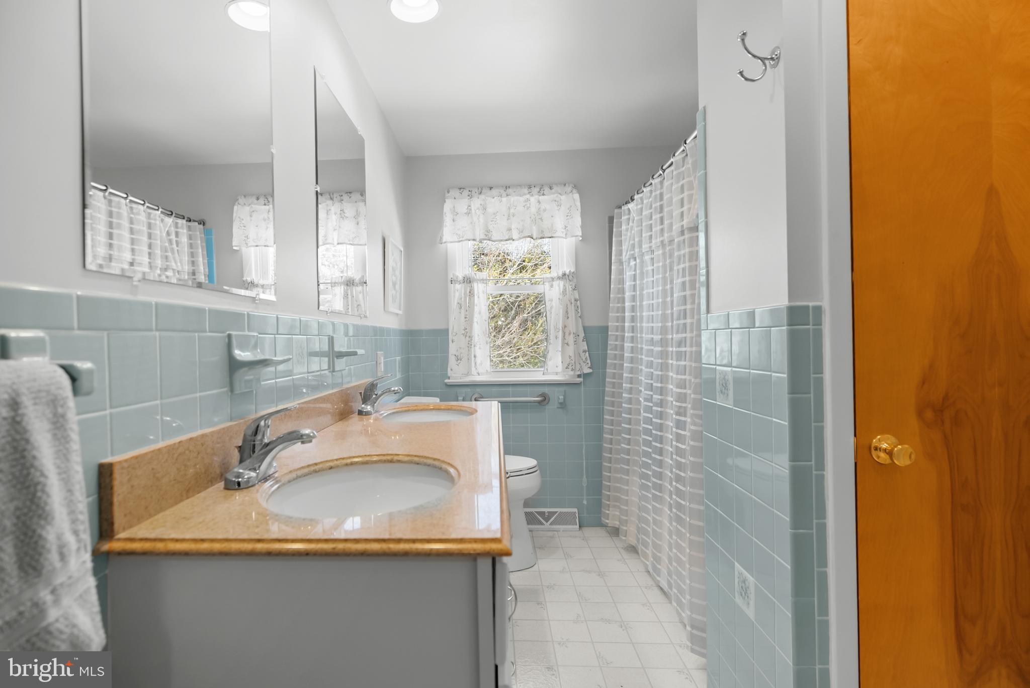 16 Wilbur Road Yardley, PA 19067 - Photo 10 of 16