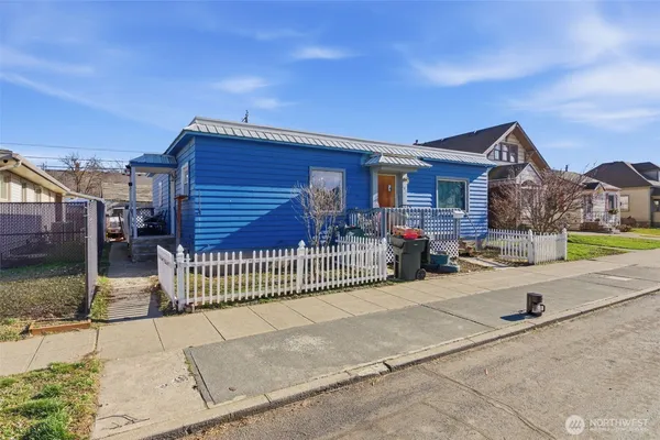 a view of a house with a patio