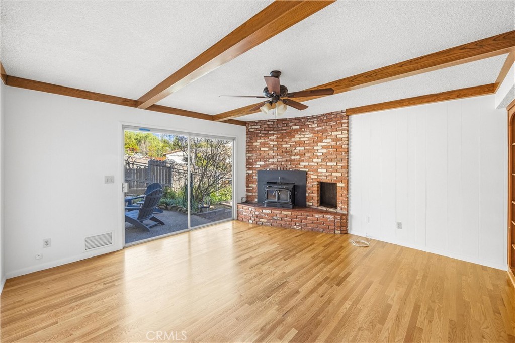 8705 Apple Tree Lane Cherry Valley, CA 92223 - Photo 23 of 72 Spacious family room on first level with slider door