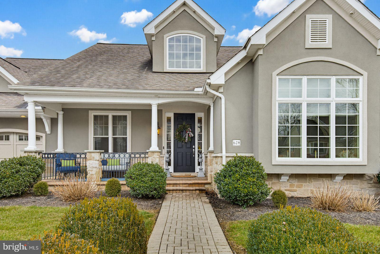 628 Dorset Street Lititz, PA 17543 - Photo 3 of 45