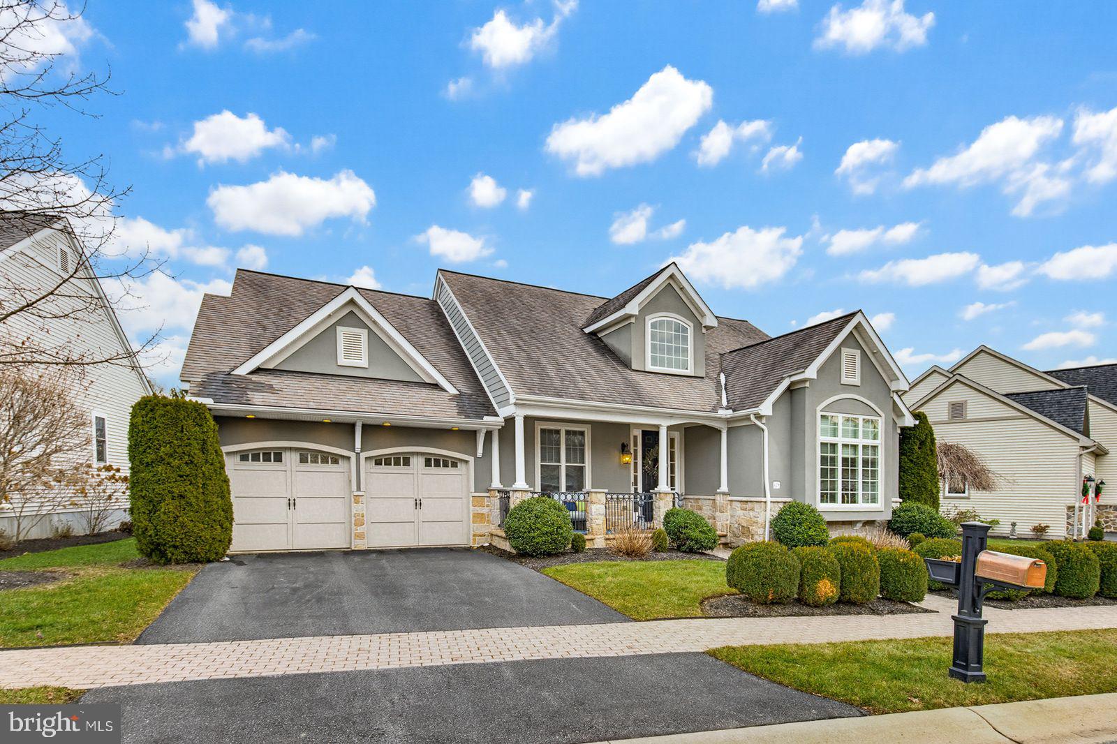 628 Dorset Street Lititz, PA 17543 - Photo 4 of 45