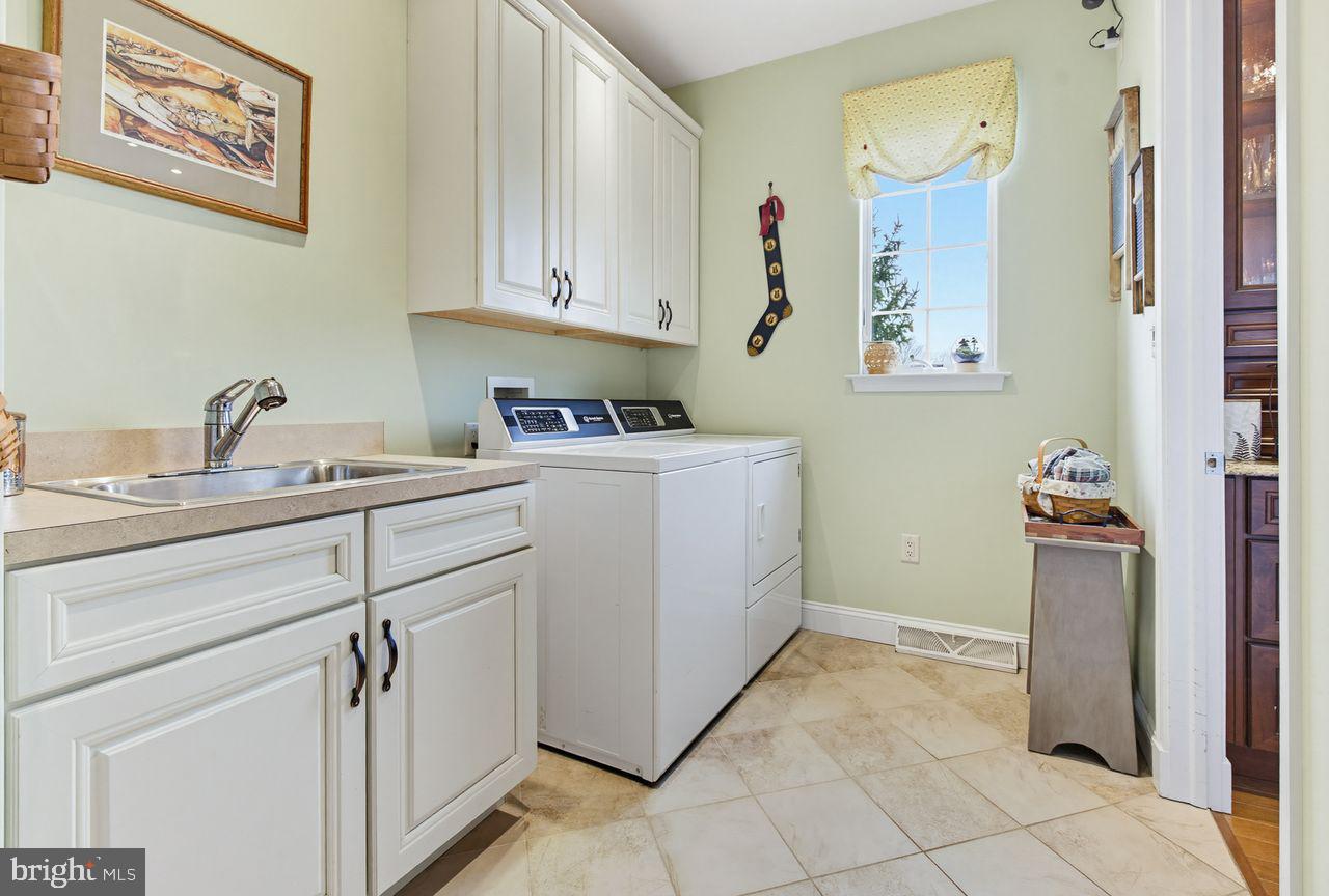 628 Dorset Street Lititz, PA 17543 - Photo 41 of 45