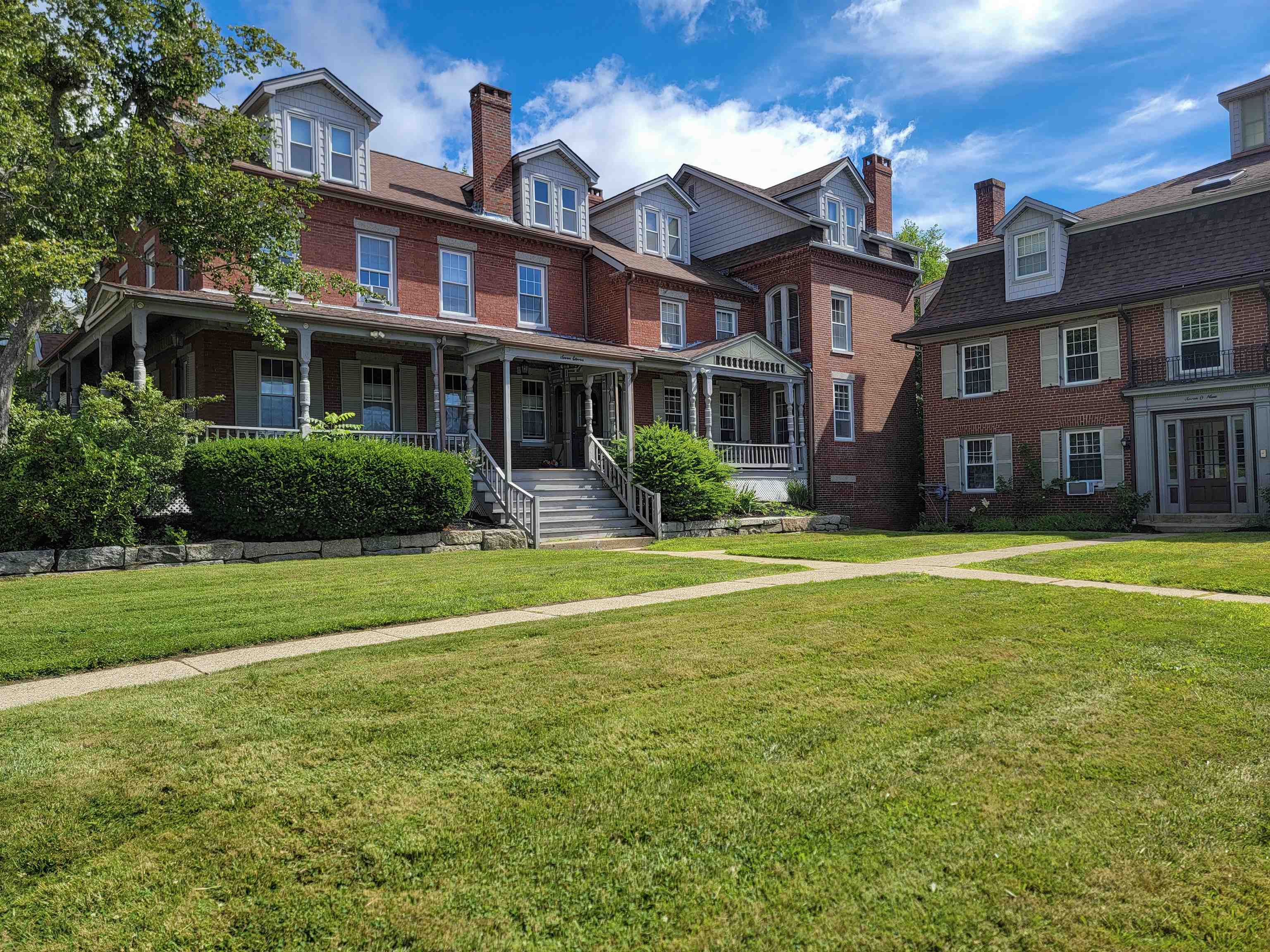 713 Central Avenue, Unit 2 Dover, NH 03820 - Photo 25 of 27