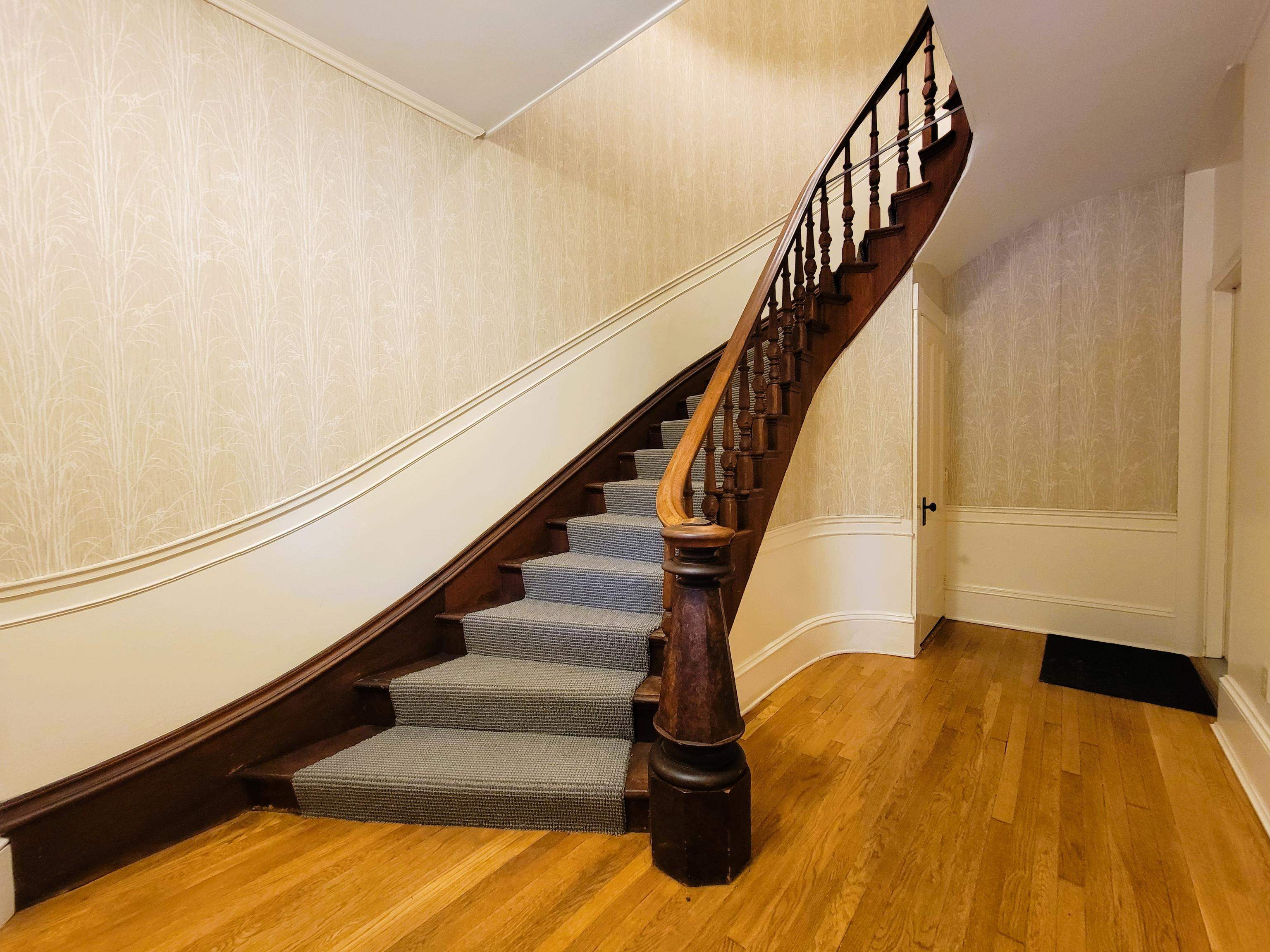 713 Central Avenue, Unit 2 Dover, NH 03820 - Photo 3 of 27