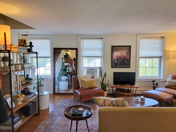 $2,250 | 713 Central Avenue, Unit 2, Dover, NH 03820