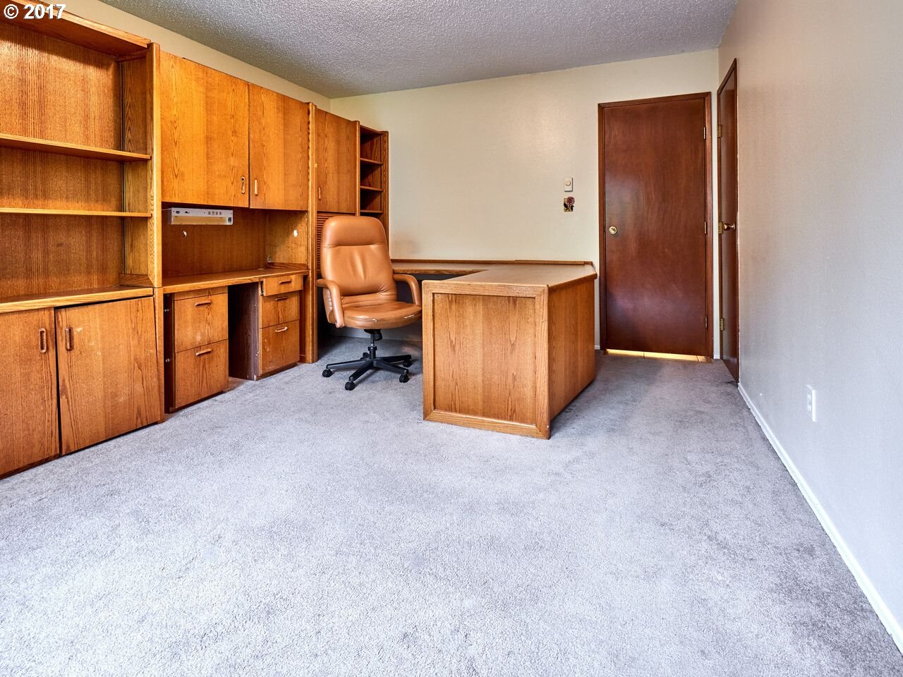 6825 Southwest Capitol Hill Road, Unit 19 Portland, OR 97219 - Photo 14 of 16 Gallery Image 14