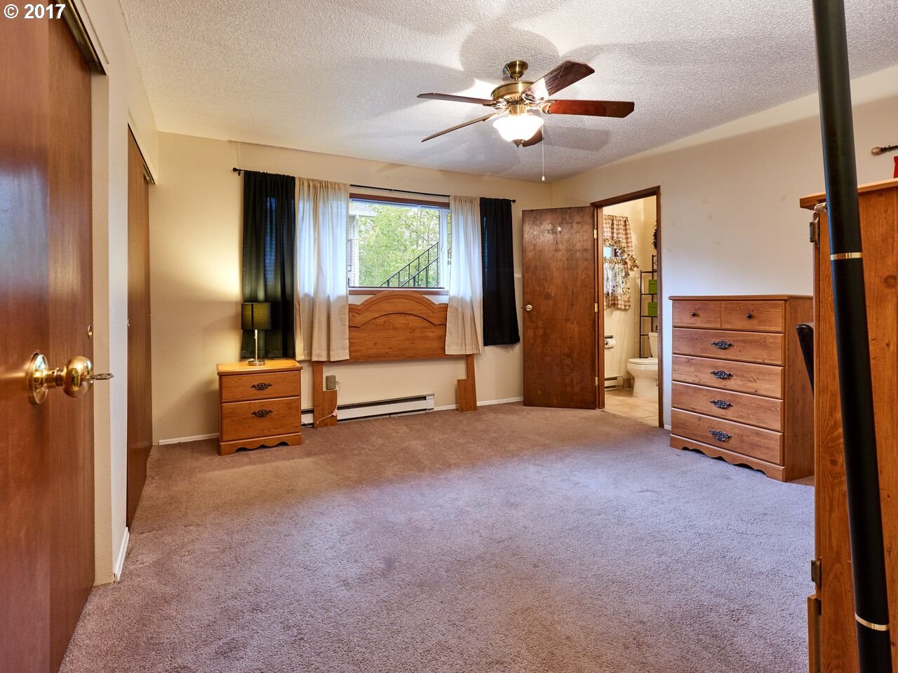 6825 Southwest Capitol Hill Road, Unit 19 Portland, OR 97219 - Photo 10 of 16 Gallery Image 10