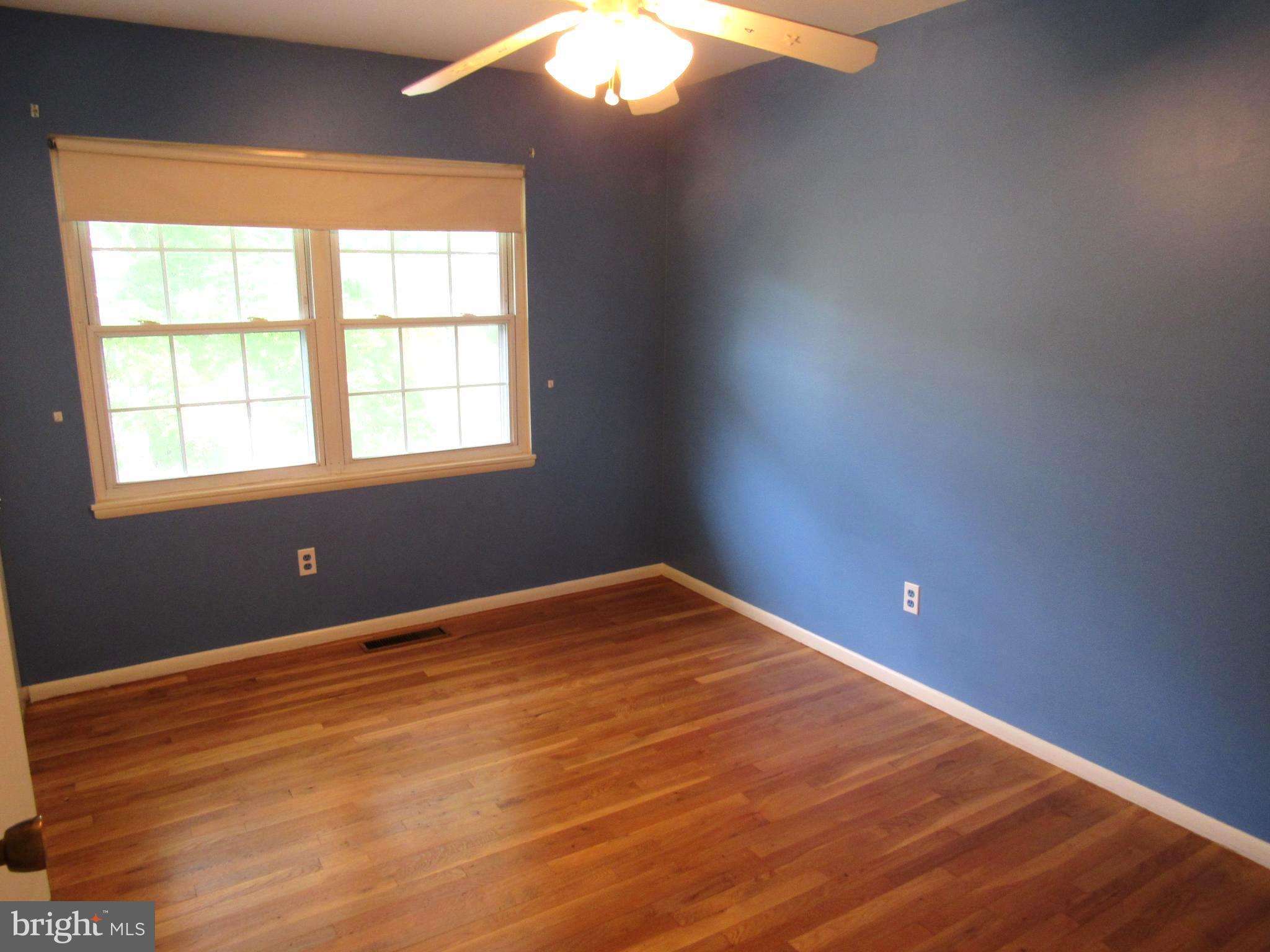 12903 Kilgore Road Silver Spring, MD 20904 - Photo 14 of 27 Smallest of all bdrms, comfortably fits a queen