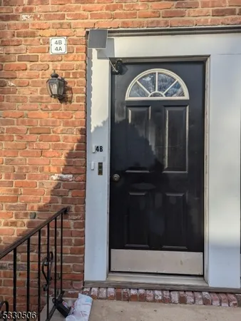 $2,100 | 11 Dartmouth Avenue, Unit 4A, Bridgewater, NJ 08807