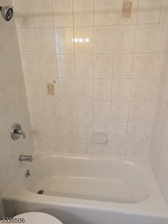$2,100 | 11 Dartmouth Avenue, Unit 4A, Bridgewater, NJ 08807