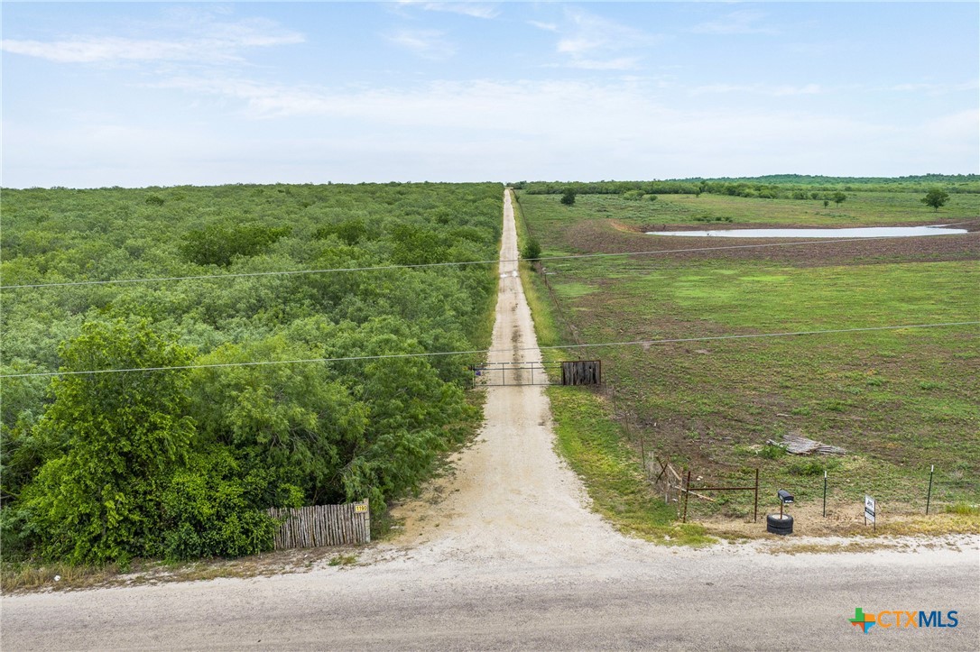 1190 Dickerson Road Lockhart, TX 78644 - Photo 37 of 40