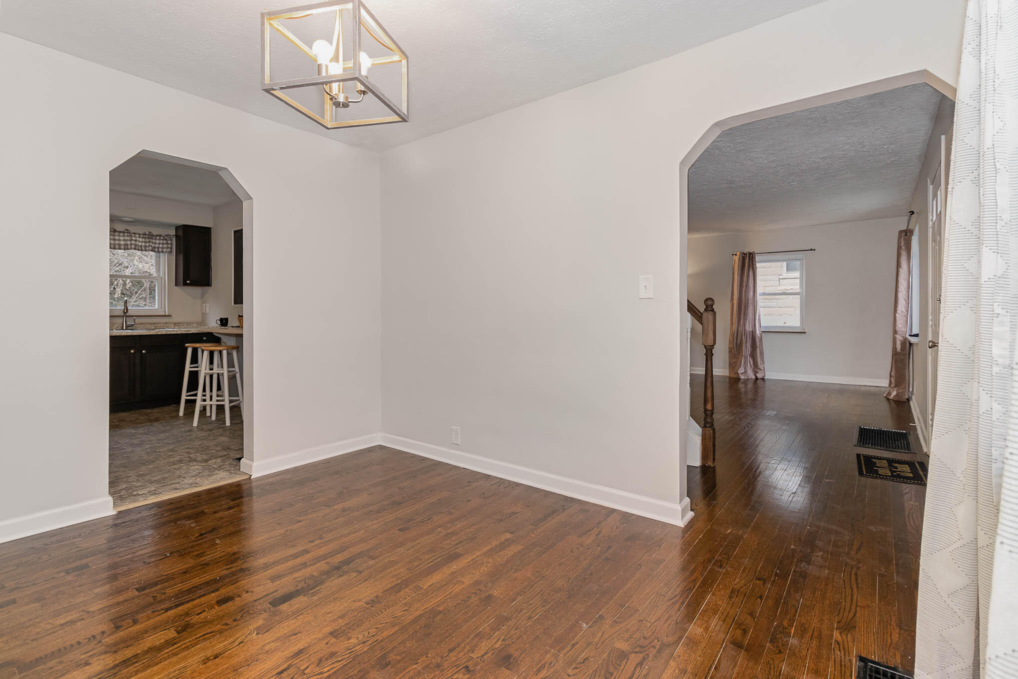 343 Riddle Place Newport, KY 41071 - Photo 6 of 28 Gallery Image 6