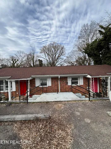 $300,000 | 927 Biddle Street, Knoxville, TN 37914