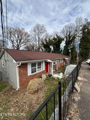 $300,000 | 927 Biddle Street, Knoxville, TN 37914
