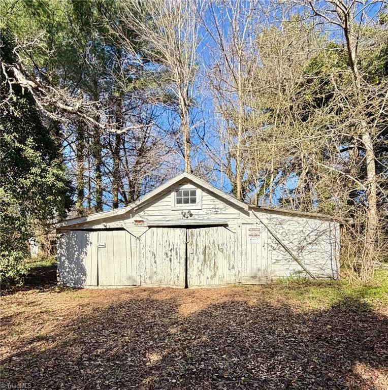 538 East Holly Grove Road Lexington, NC 27292 - Photo 2 of 6