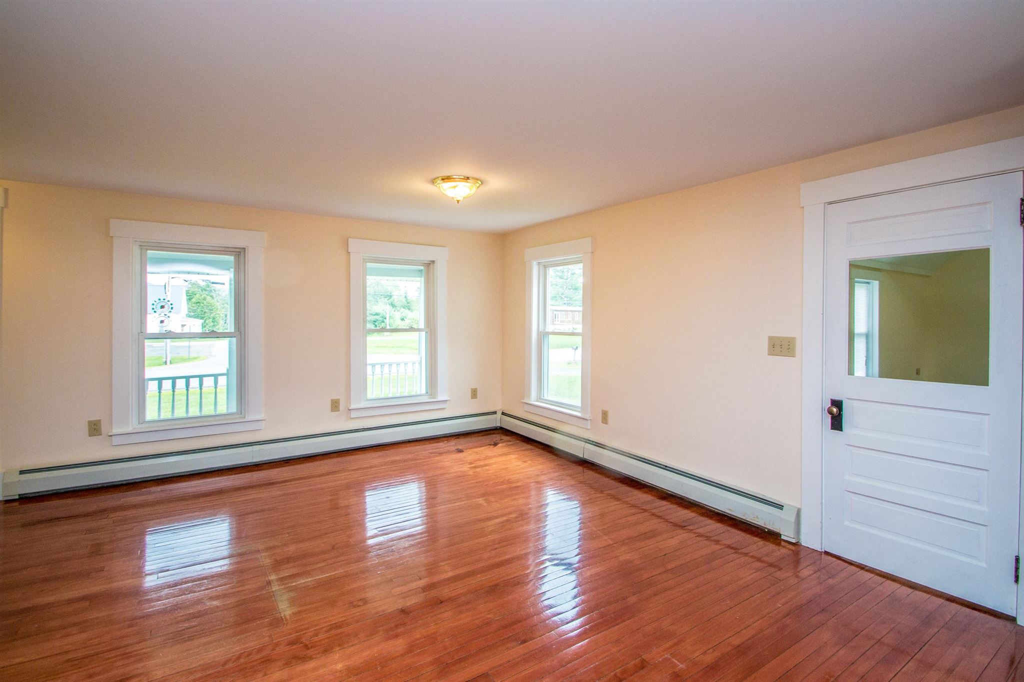 347 Jefferson Road Whitefield, NH 03598 - Photo 12 of 25 Gallery Image 12