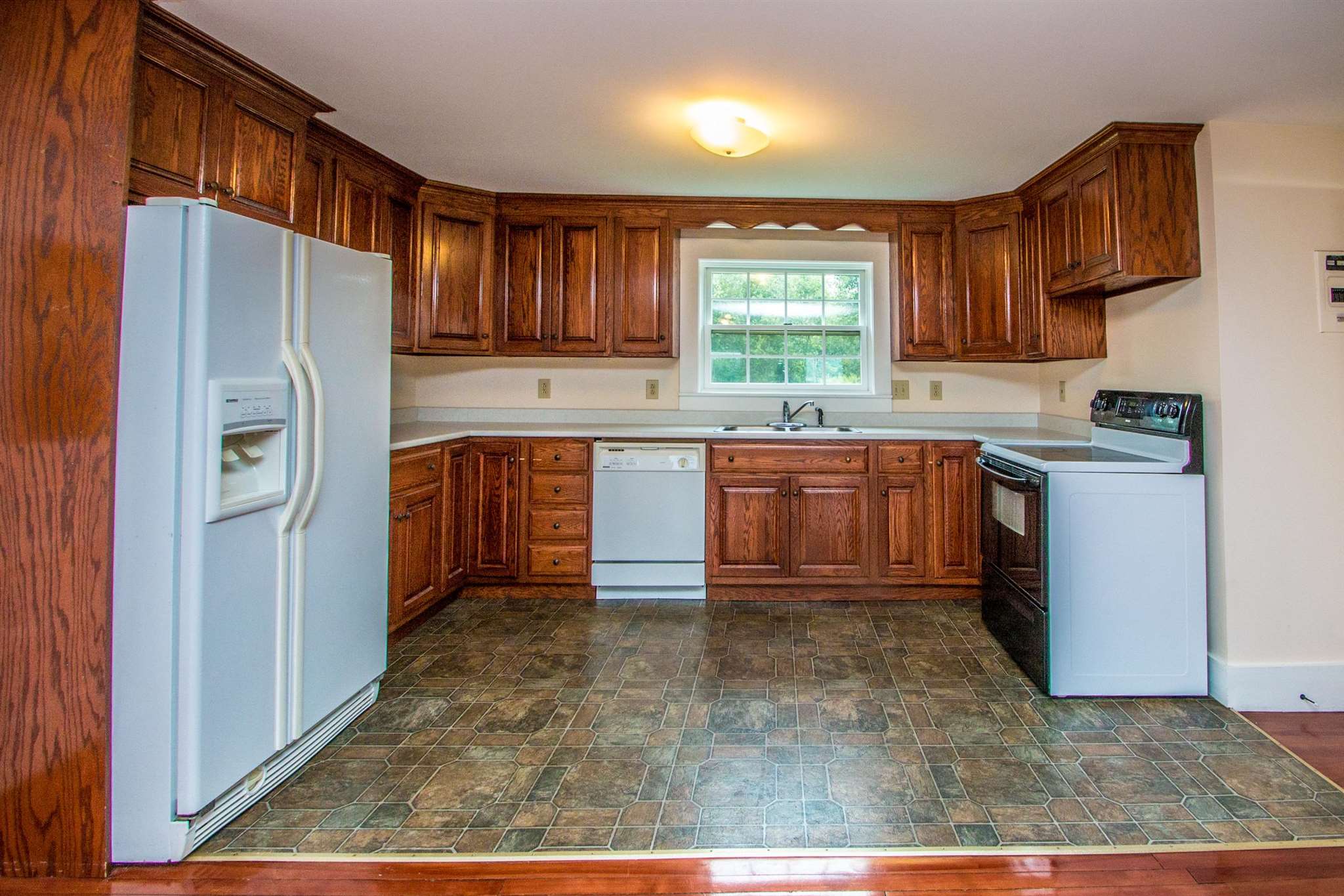 347 Jefferson Road Whitefield, NH 03598 - Photo 13 of 25 Gallery Image 13