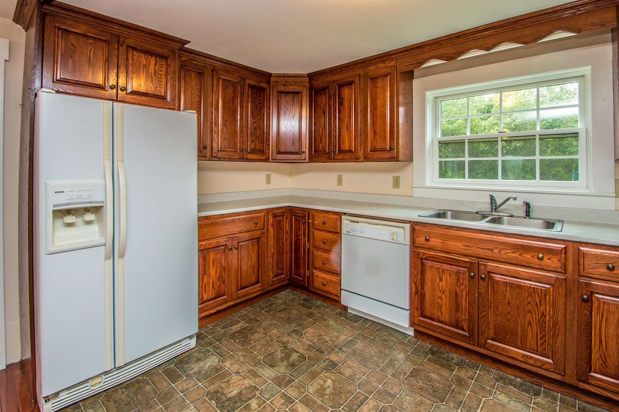 347 Jefferson Road Whitefield, NH 03598 - Photo 14 of 25 Gallery Image 14