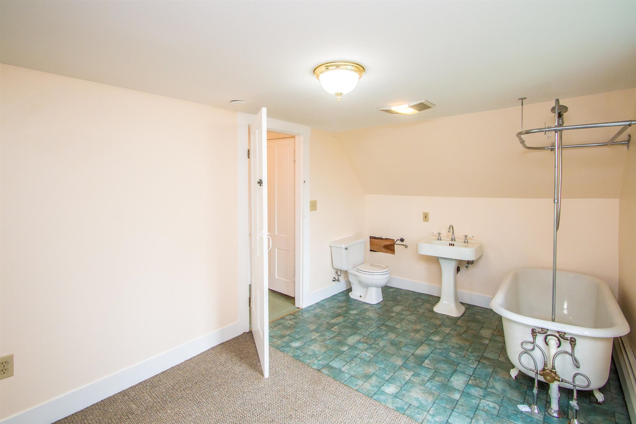 347 Jefferson Road Whitefield, NH 03598 - Photo 22 of 25 Gallery Image 22