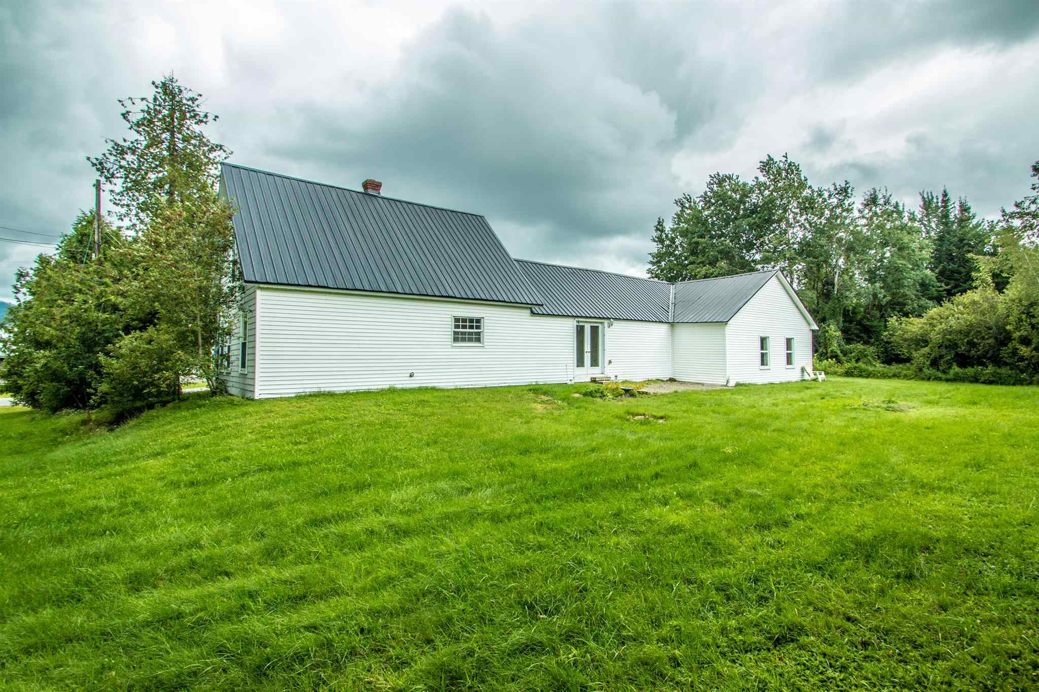 347 Jefferson Road Whitefield, NH 03598 - Photo 7 of 25 Gallery Image 7