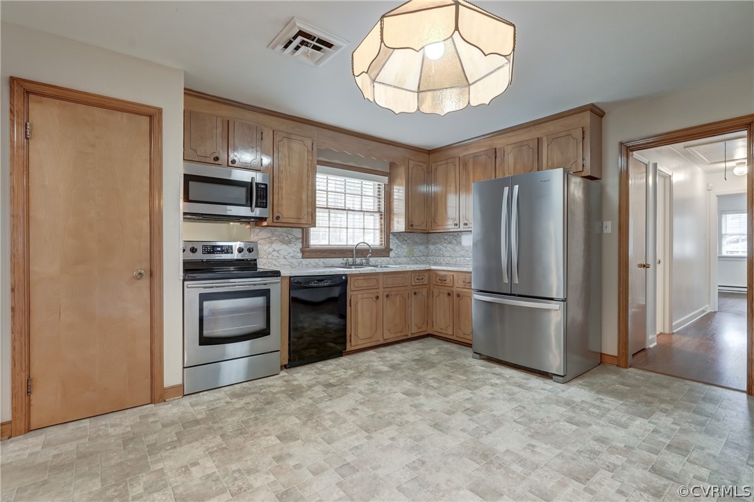 211 Stanmore Road North Chesterfield, VA 23236 - Photo 12 of 28 Gallery Image 12