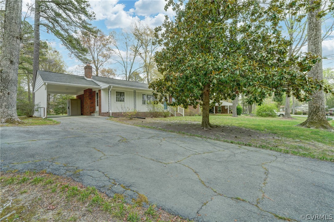 211 Stanmore Road North Chesterfield, VA 23236 - Photo 3 of 28 Gallery Image 3