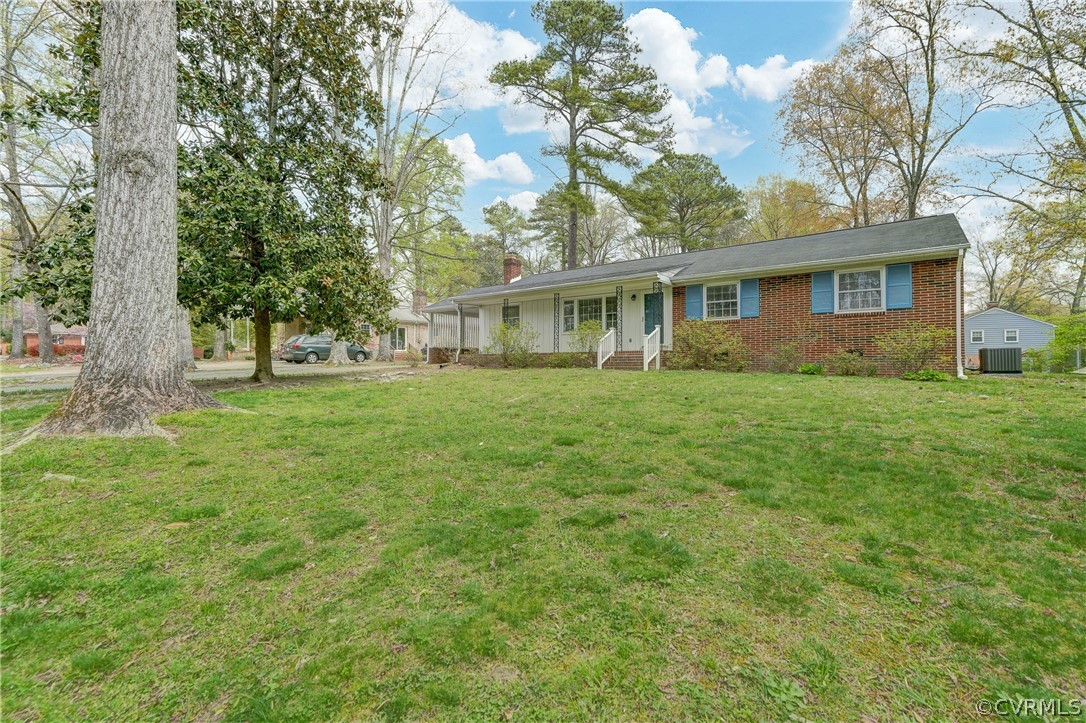 211 Stanmore Road North Chesterfield, VA 23236 - Photo 4 of 28 Gallery Image 4