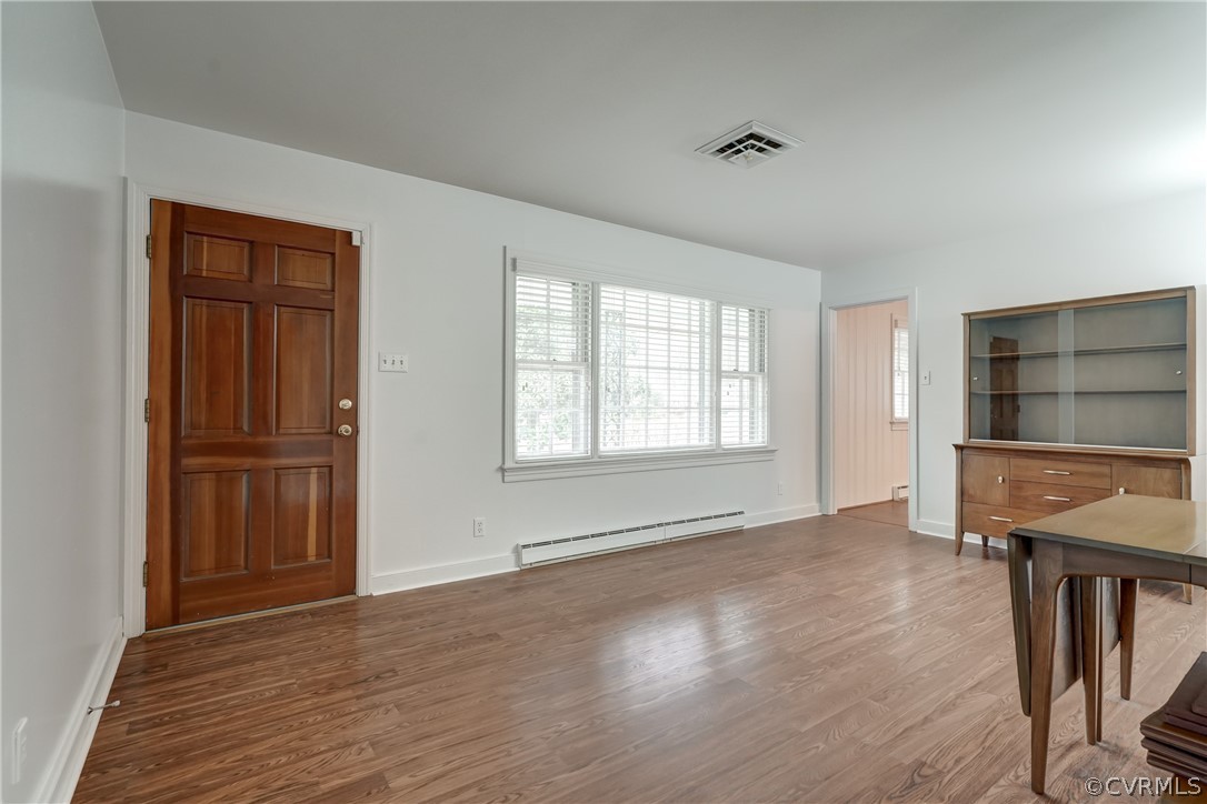 211 Stanmore Road North Chesterfield, VA 23236 - Photo 6 of 28 Gallery Image 6