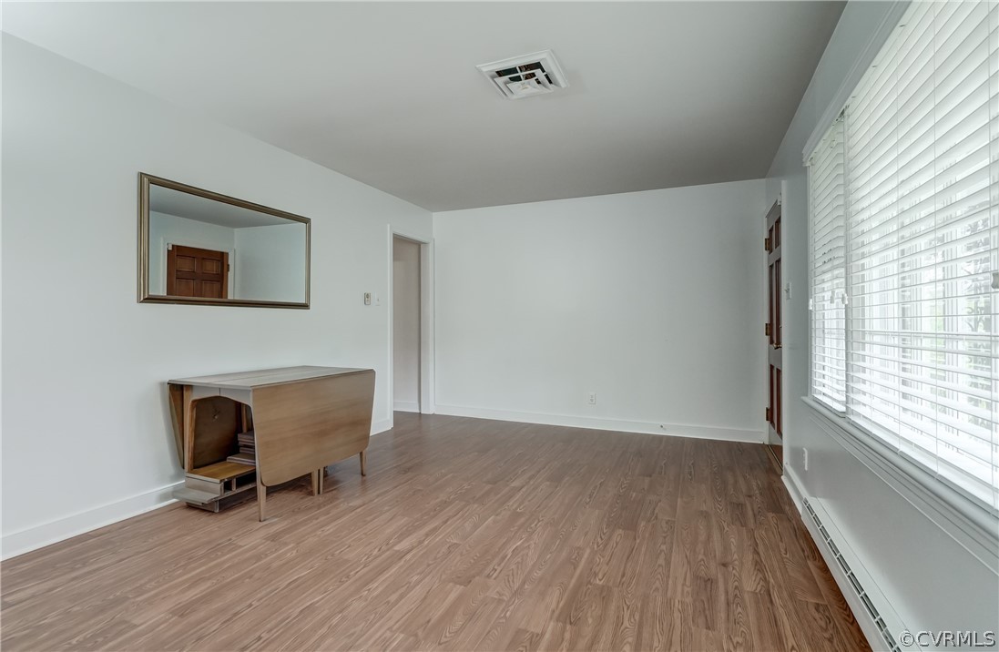 211 Stanmore Road North Chesterfield, VA 23236 - Photo 8 of 28 Gallery Image 8