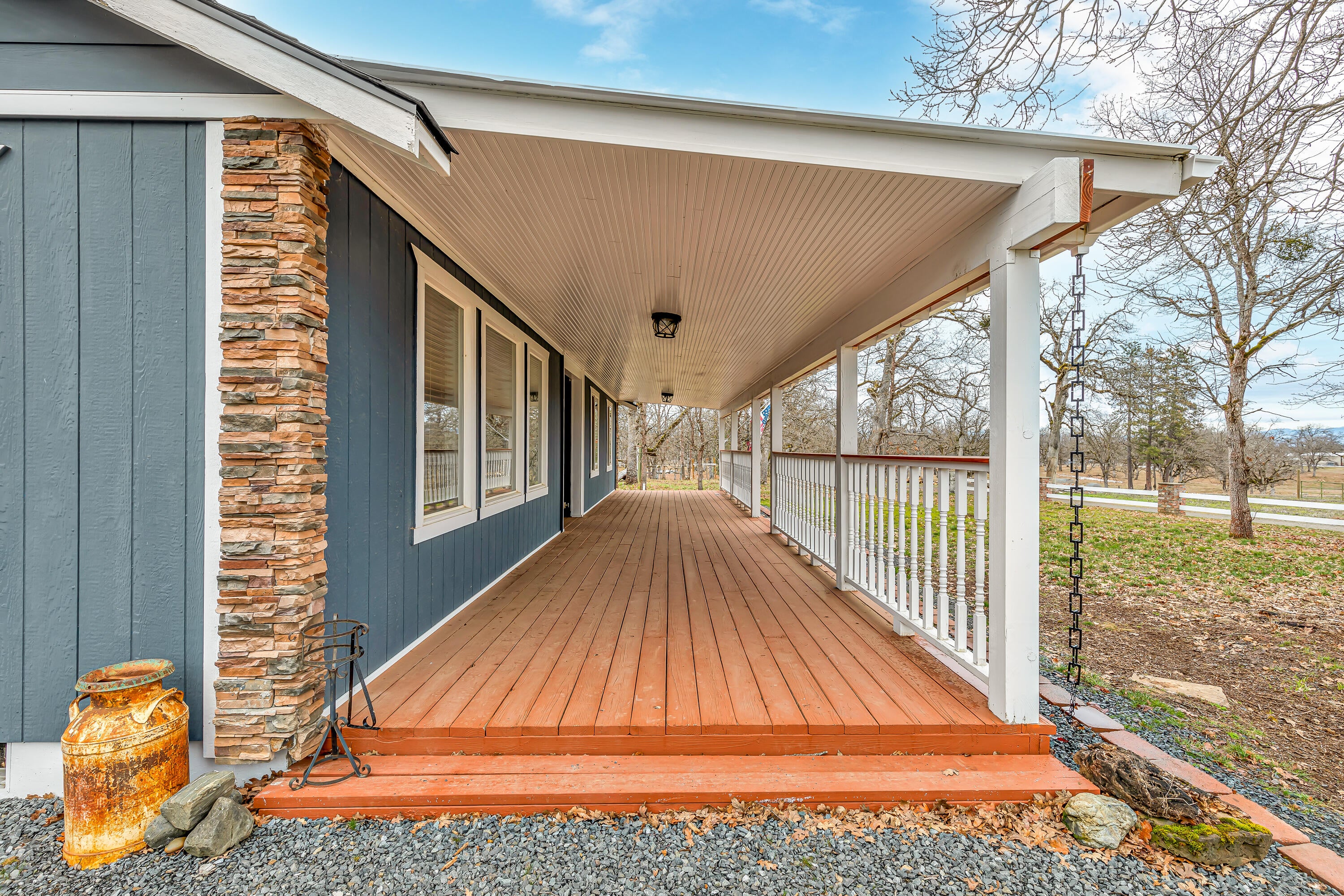 11001 Meadows Road White City, OR 97503 - Photo 45 of 60 9R9A6384