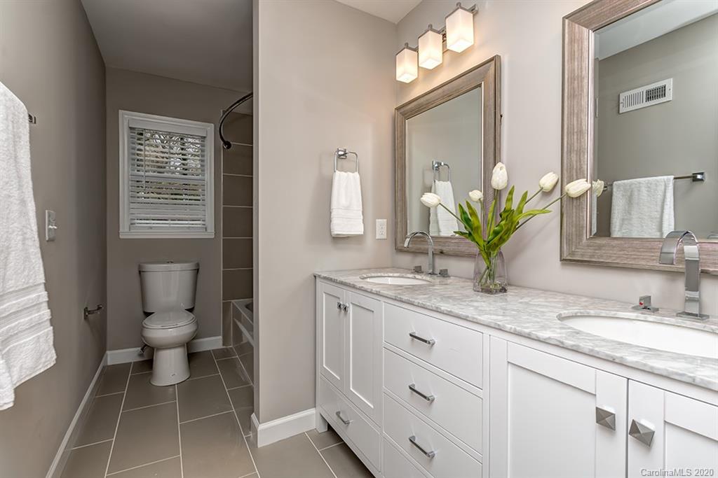 6326 Sardis Road Charlotte, NC 28270 - Photo 14 of 25 Gallery Image 14