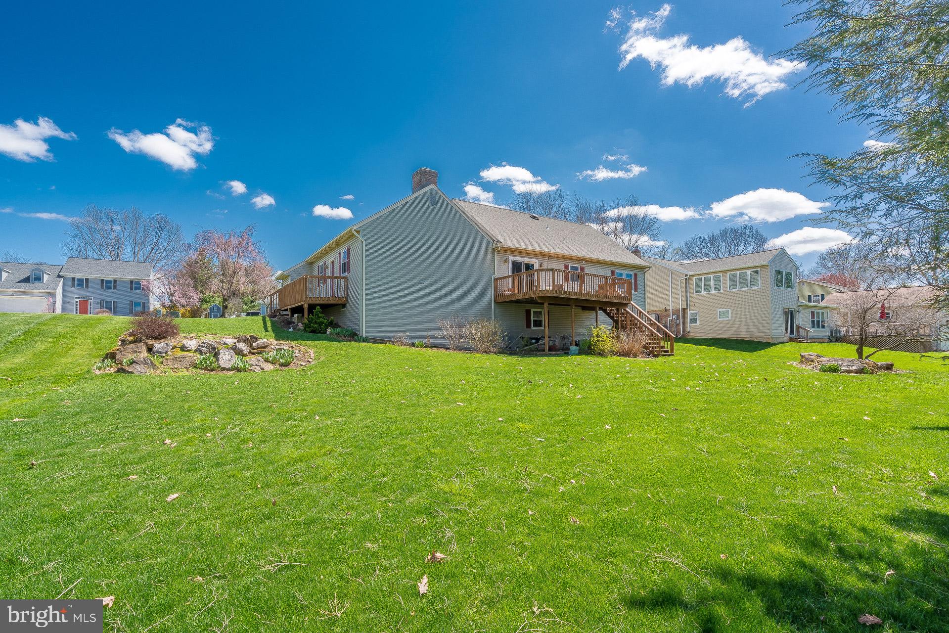 604 West 3rd Avenue Lititz, PA 17543 - Photo 4 of 33