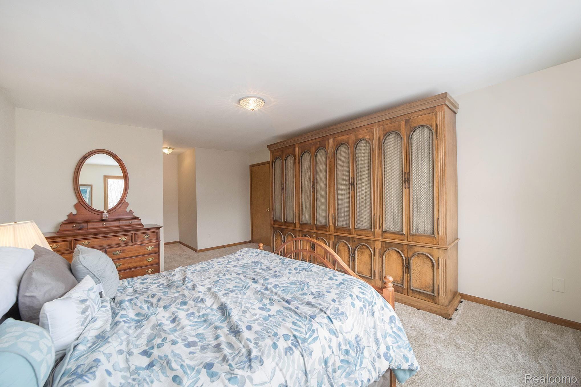 182 Bedlington Drive Rochester, MI 48307 - Photo 17 of 36 017A8095.jpg