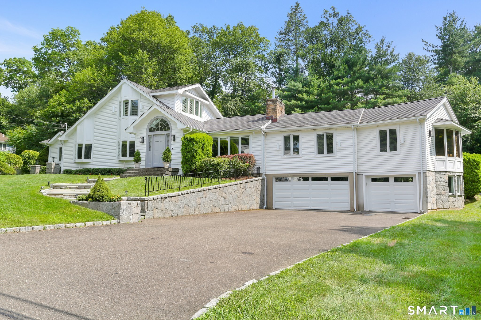9 Geneva Road Norwalk, CT 06850 - Photo 2 of 40