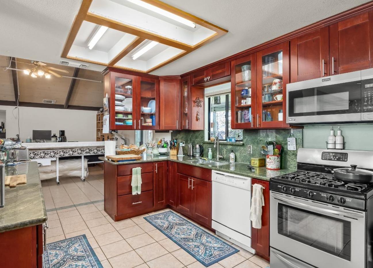 11952 Trieste Drive Madera, CA 93636 - Photo 11 of 28