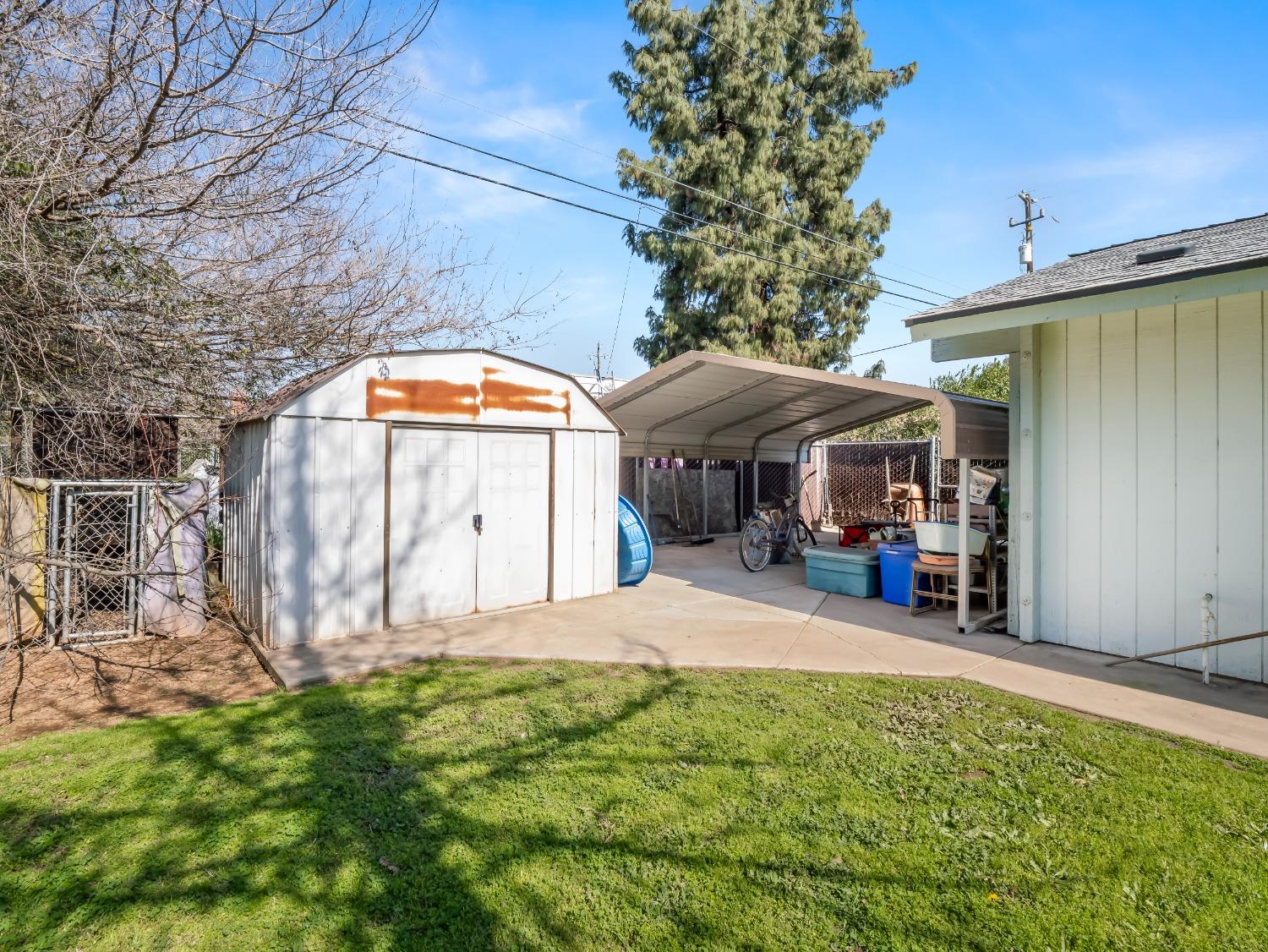 11952 Trieste Drive Madera, CA 93636 - Photo 23 of 28