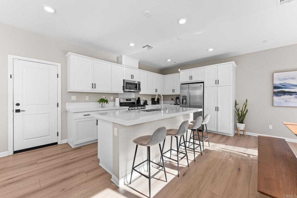1775 Whitmore Loop Chula Vista, CA 91913 - Photo 13 of 59