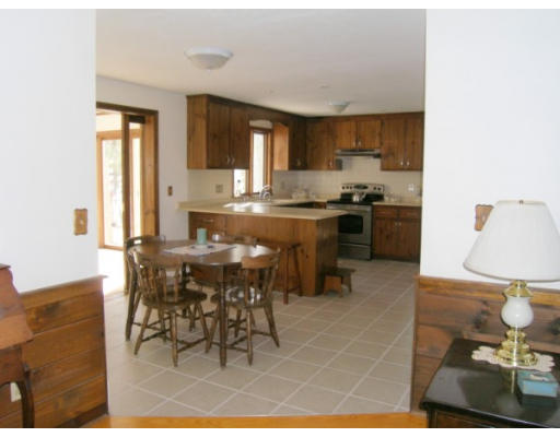 2 Partridge Road Hopkinton, MA 01748 - Photo 8 of 23 Gallery Image 8
