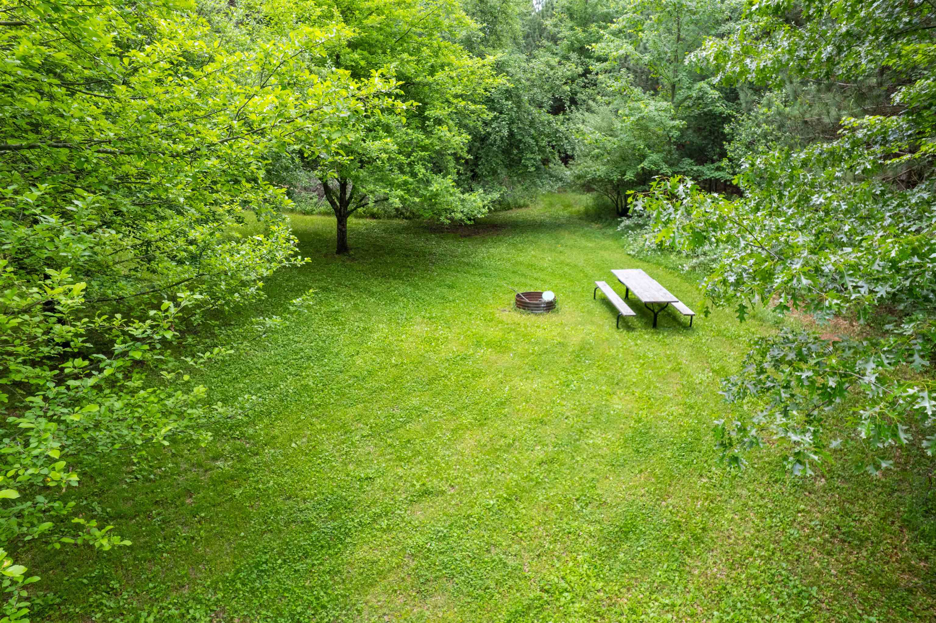 W3035 Hale School Road Peshtigo, WI 54157 - Photo 6 of 12