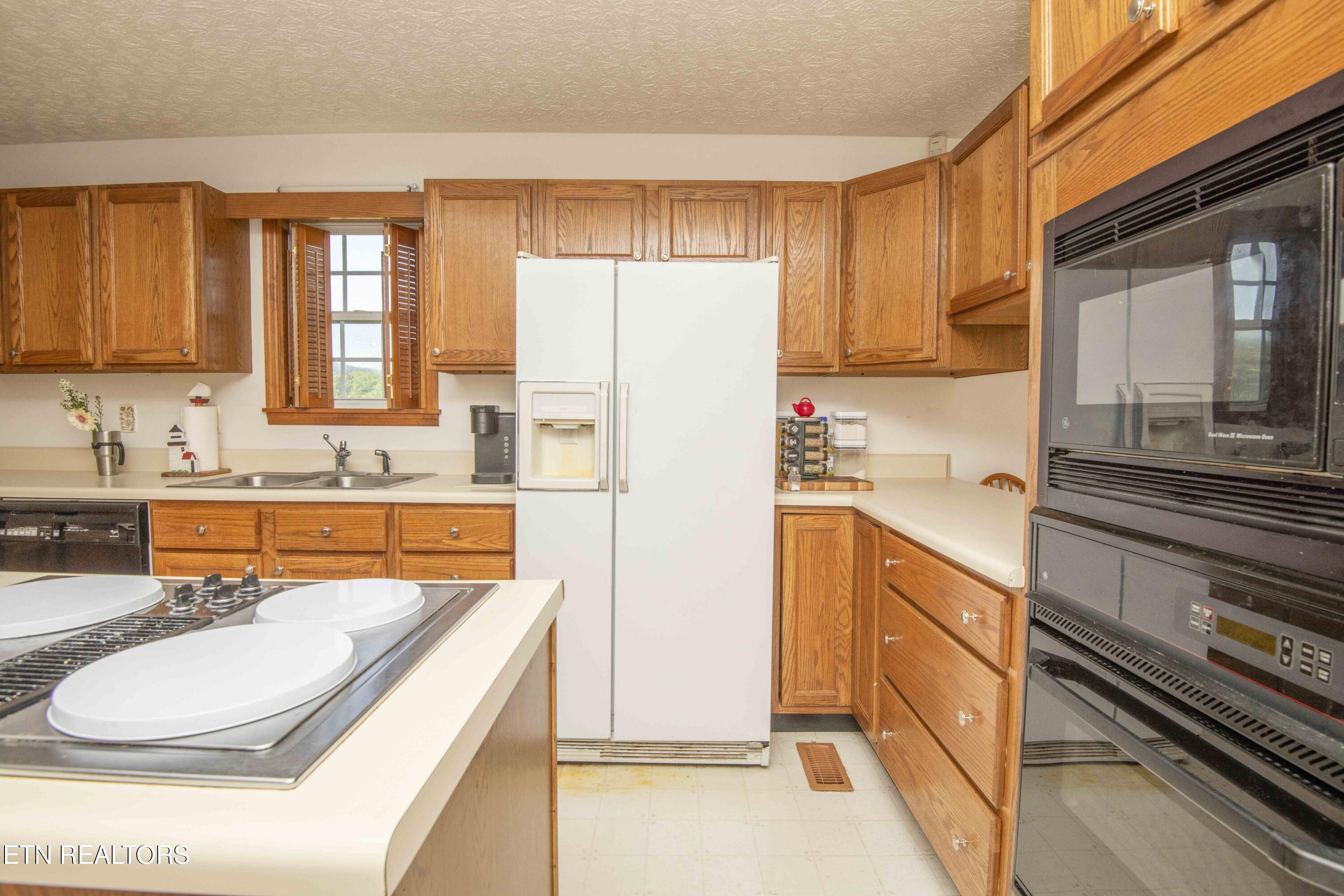 101 Big Valley Road Andersonville, TN 37705 - Photo 20 of 55 kitchen_1