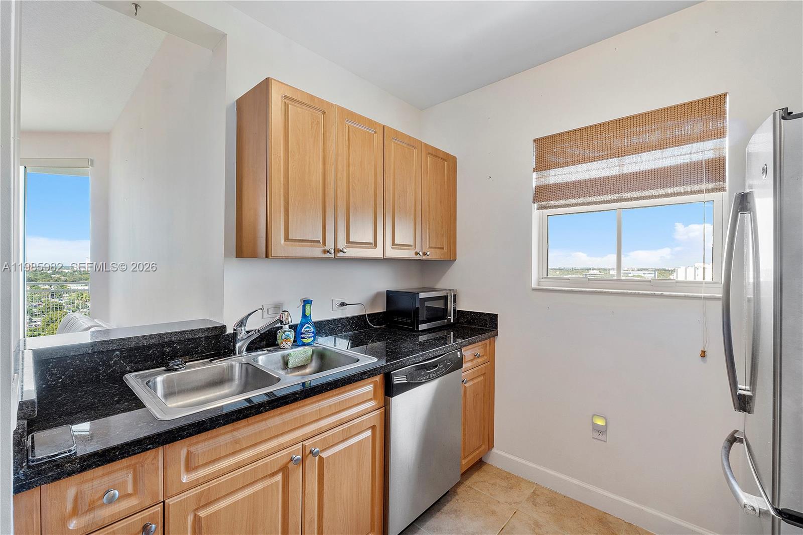 2600 Southwest 27th Avenue, Unit PH07 Miami, FL 33133 - Photo 15 of 39