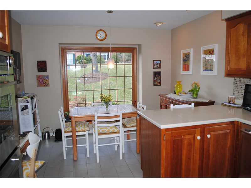 Kitchen. Enjoy the light filled eat-in breakfast area