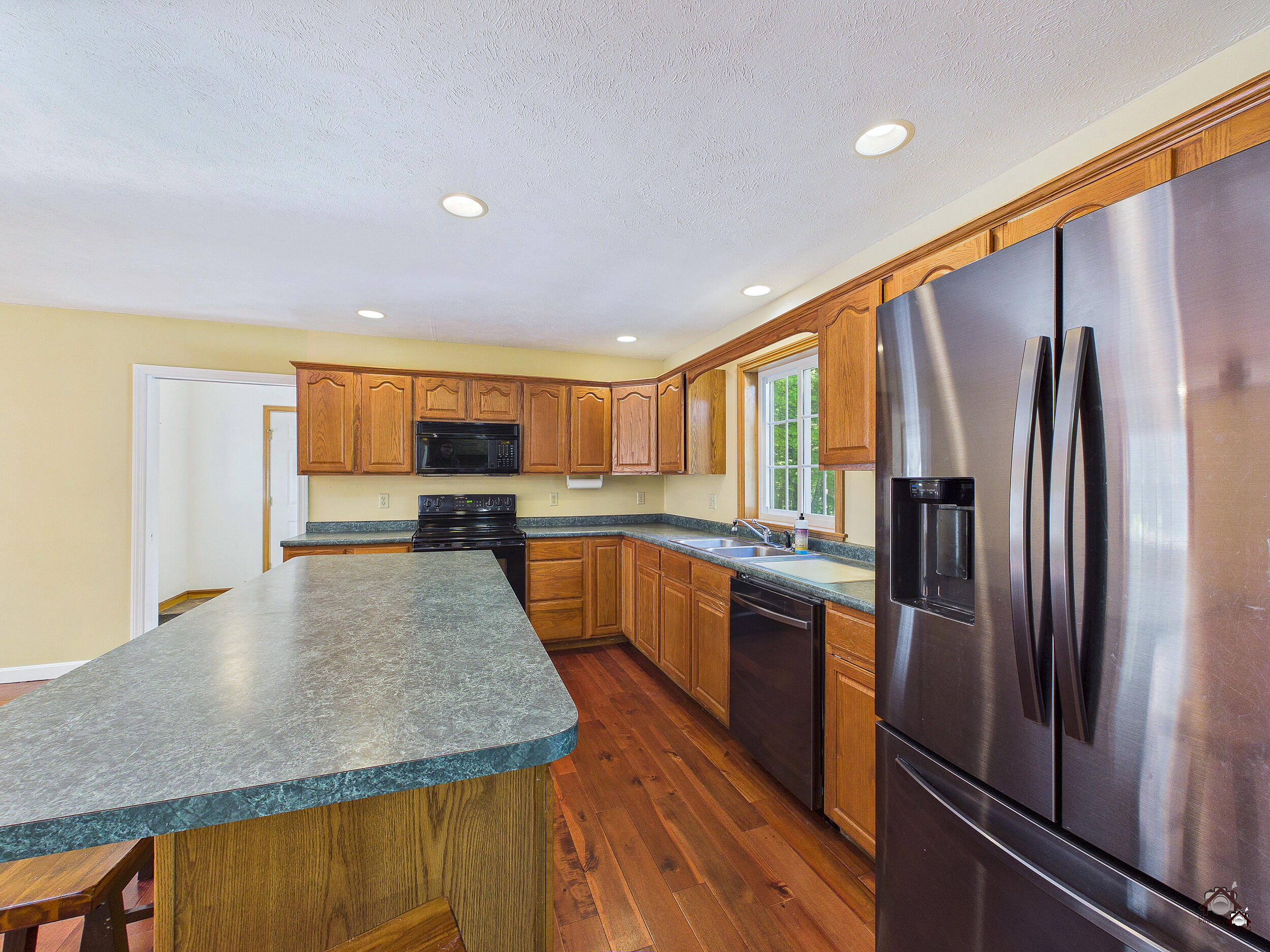 91 Cotton Road Lewiston, ME 04240 - Photo 9 of 49 120-D4MK6AS-LP-120