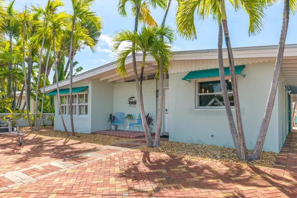 $1,690,000 | 16 Bamboo Terrace, Key Haven, FL 33040