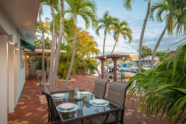 $1,690,000 | 16 Bamboo Terrace, Key Haven, FL 33040