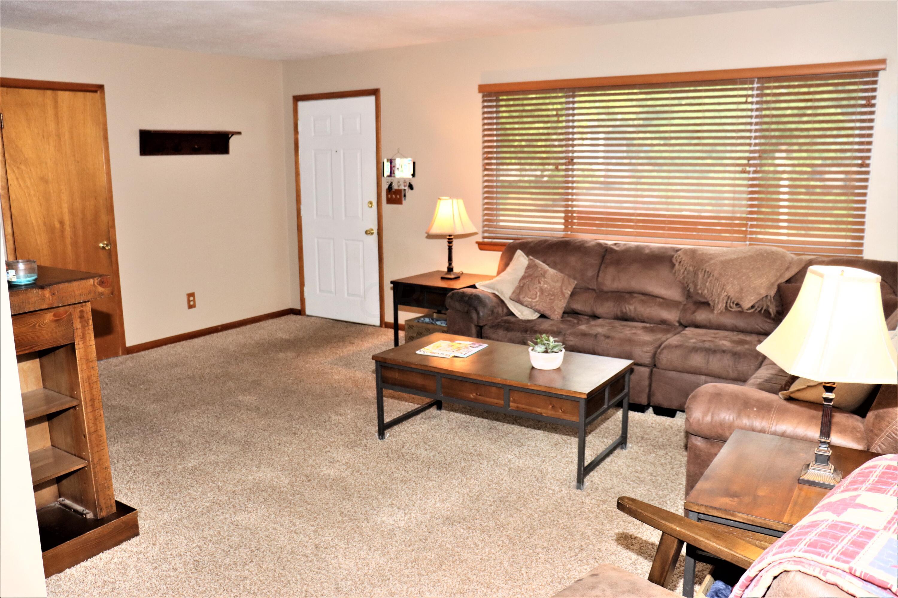 4463 Midvale Road Columbus, OH 43224 - Photo 14 of 34 Gallery Image 14